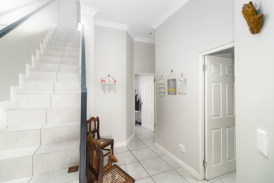 3 Bedroom Property for Sale in Protea Heights Western Cape
